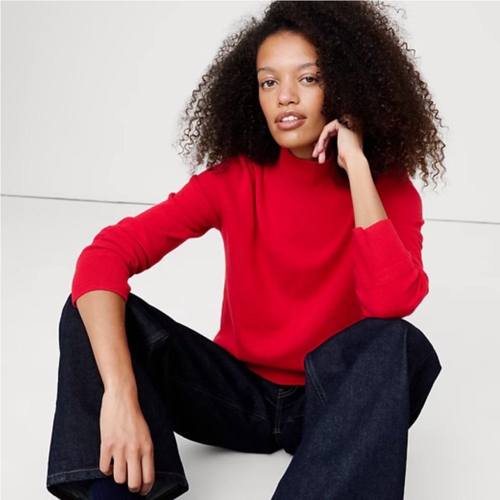 NWT Banana Republic CASHMERE TURTLENECK SWEATER- S